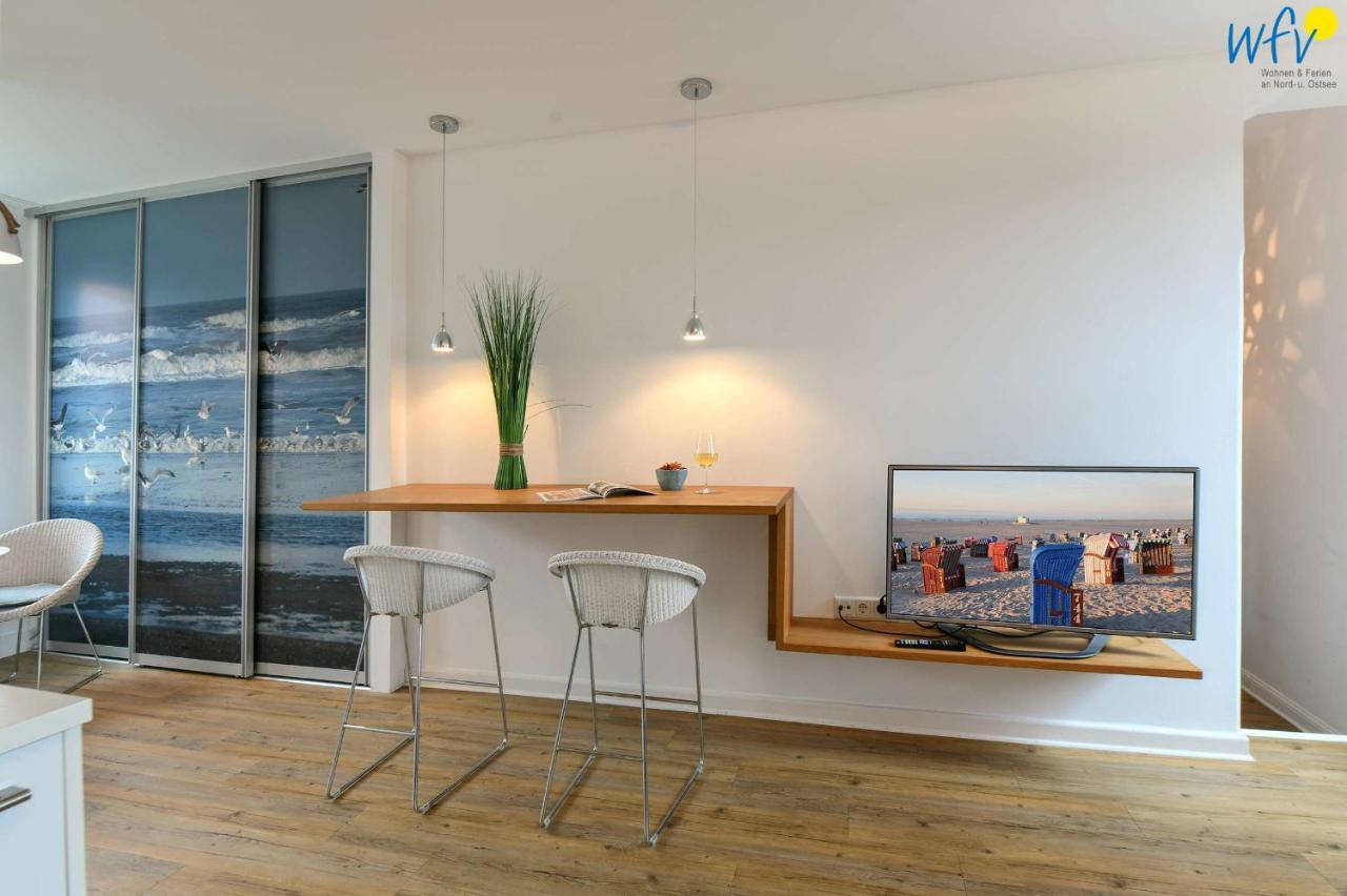 Haus Inselrose Ferienwohnung Wildrose Джуист Екстериор снимка